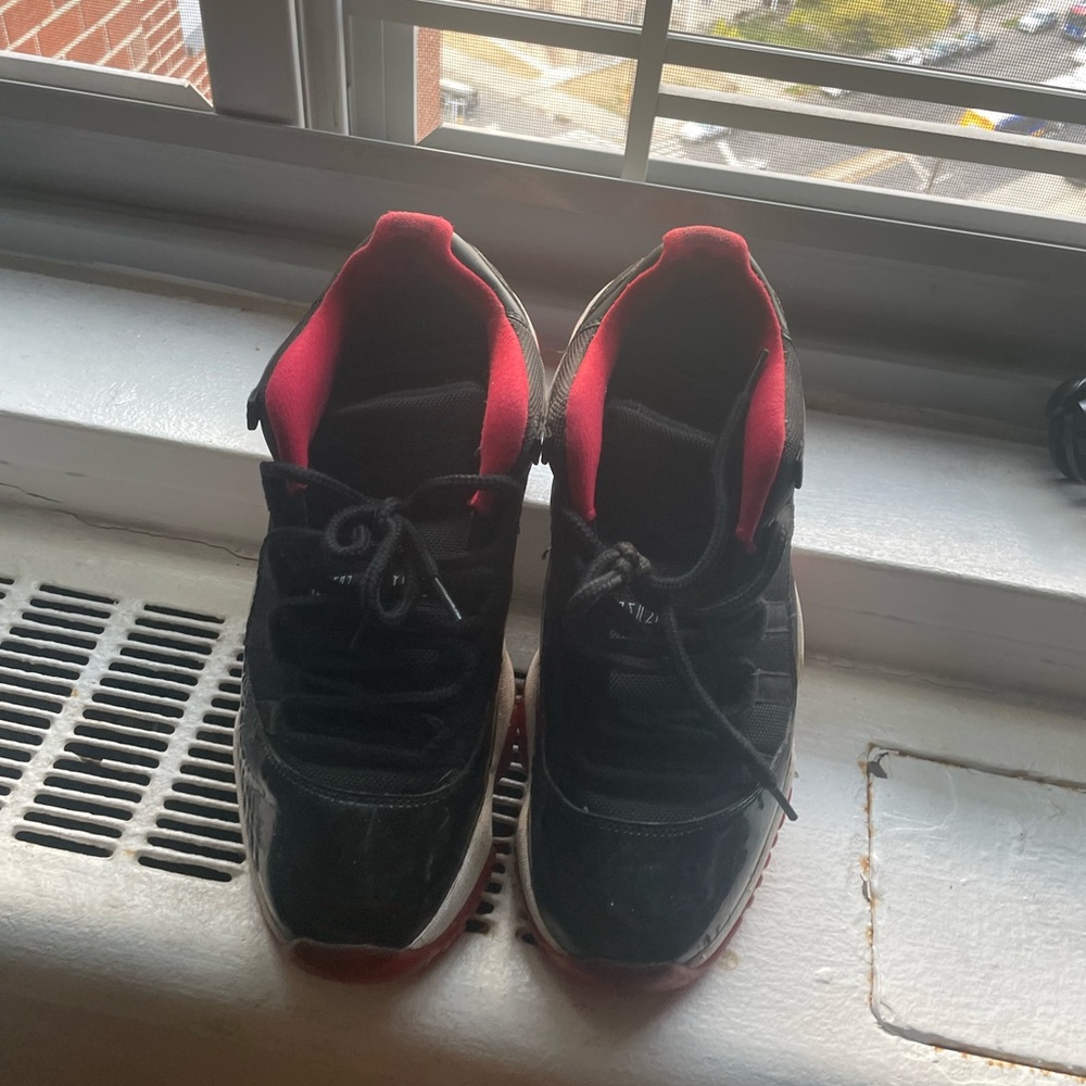 Air Jordan 11 bread lows.